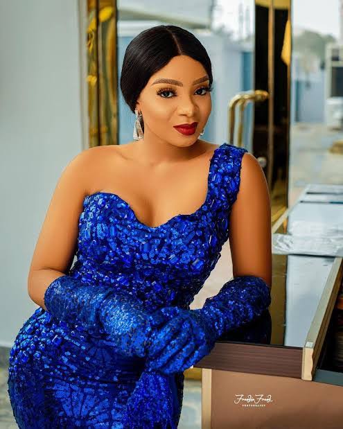 BBNaija’s Queen Mercy Escapes Tragedy As Ceiling Collapses — Here’s The Inside Story