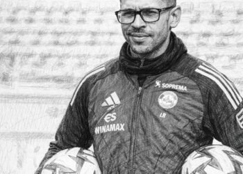 Rosenior Insists He Is His Own Man After Taking Charge at Chelsea