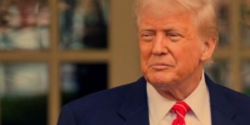 Donald Trump Keeps On Blundering; Now He's Threatening Military Force at Home