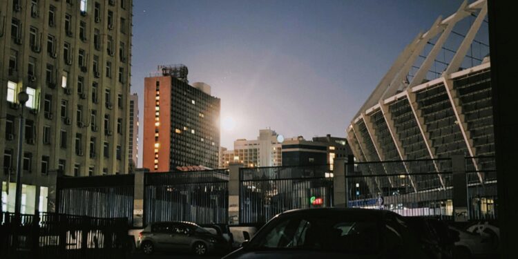 Russia’s Latest Strike Targets Civilians, Leaving Kyiv Without Heat