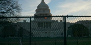 US Senate Moves to Curb Trump’s Military Power