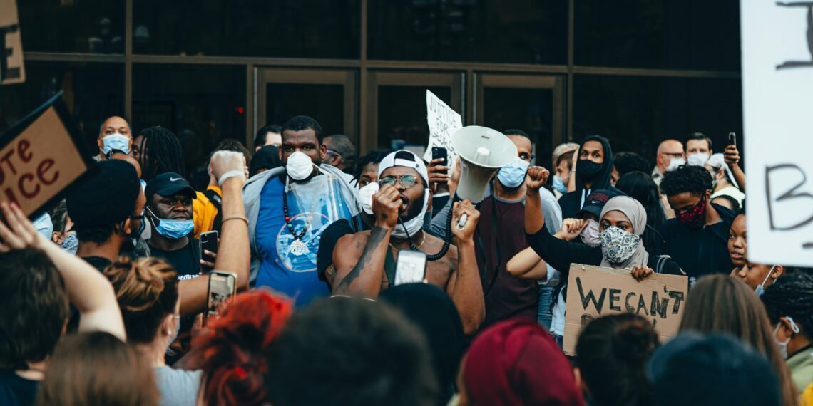 New Shooting Fuels Wave of Chaos and Protests in Minneapolis