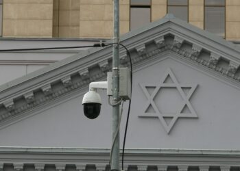 Australia Launches 'No Holds Barred' Inquiry After Shocking Rise of Antisemitism Rocks Society