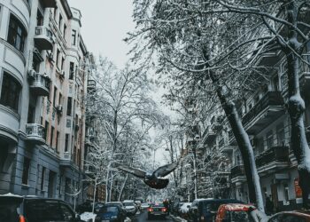 Ukraine Faces Darkest Winter as Russia Targets Power