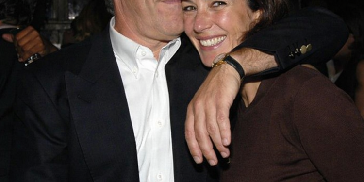 Ghislaine Maxwell's "Wall of Silence" – Key Figure in Epstein Scandal Clams Up Before Congress