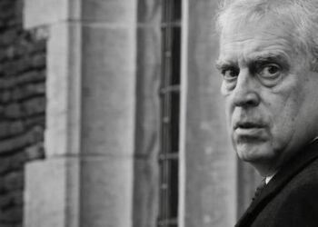 Ex-Protection Officers Urged to Spill Everything on Prince Andrew