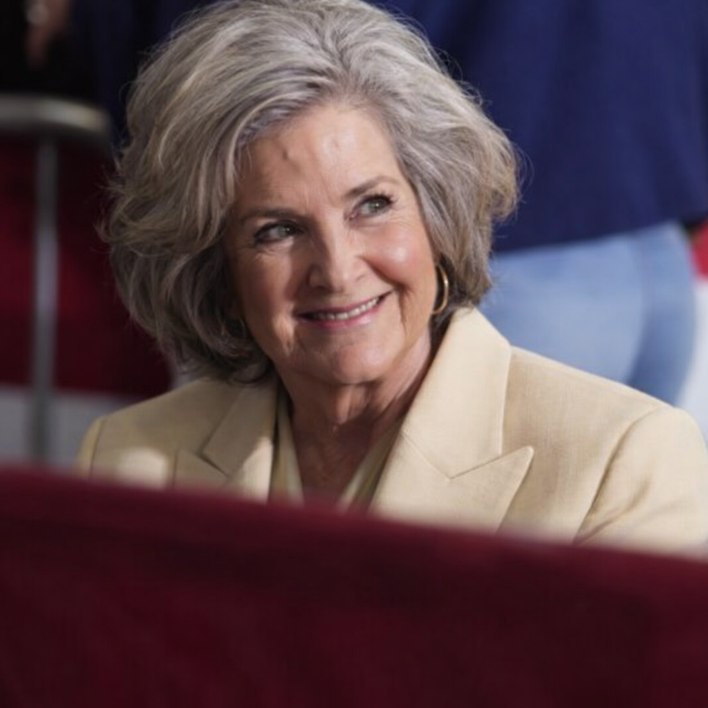 Trump's Top Aide Susie Wiles Diagnosed With Breast Cancer, Vows to Keep Working