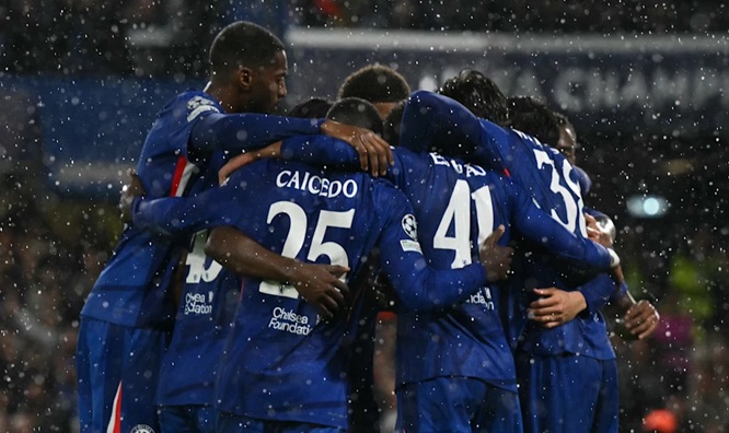 Caicedo Shuts Down Real Madrid Links, Reaffirms Commitment to Chelsea