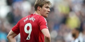 Hojlund Hits Back at Media Narrative Over Manchester United Spell