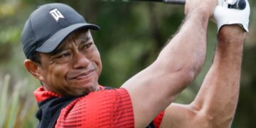 Tiger Woods Confessed That His Phone Distracted Him Before His DUI Accident in Florida