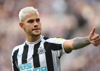 Manchester United face Real Madrid competition in the €80m Bruno Guimarães pursuit