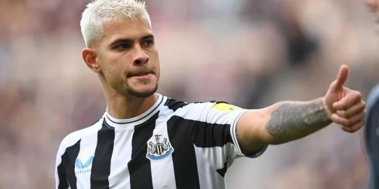 Manchester United face Real Madrid competition in the €80m Bruno Guimarães pursuit