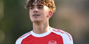 Dowman Spurs Arsenal to a 2-0 Win Against Everton