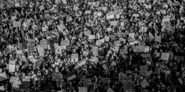 ​Czechs Rally in Country's Largest Anti-Government Protest Since 2019