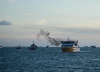 Why Iran is Letting Spanish Oil Tankers Through the Strait of Hormuz