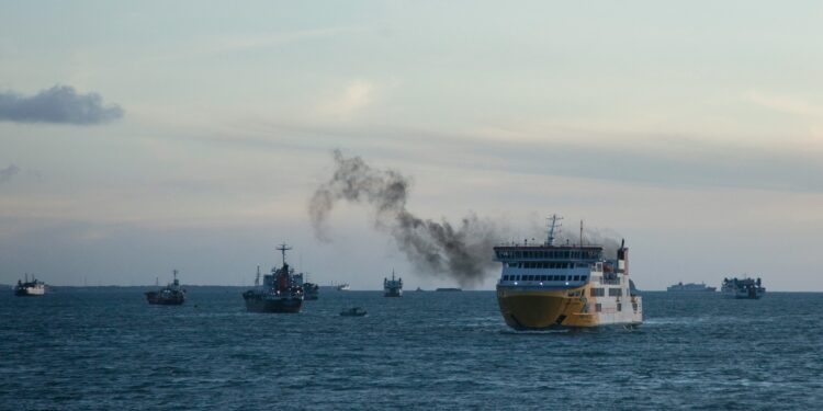 ​Why Iran is Letting Spanish Oil Tankers Through the Strait of Hormuz