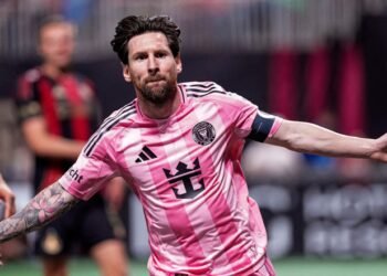 Lionel Messi receives a top Spanish Sports Award