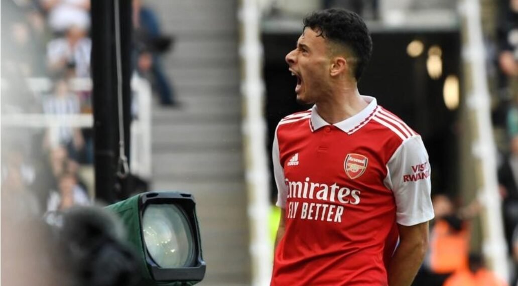 Arsenal Narrowly Beat Newcastle and Still Dream of the Title