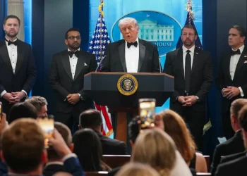 The Performer Who Ducked Next to Trump During Shooting Bares It All