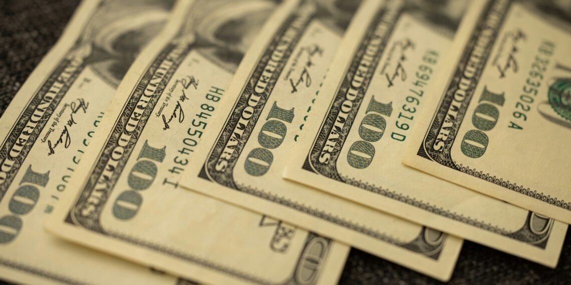 Naira Stays Flat as Dollar, Euro and Pound Keep Control of Market