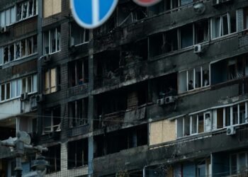 ​Israeli Strike on Beirut Kills Top Hezbollah Commander