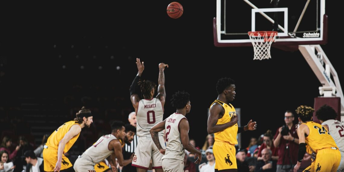 Pheonix Suns Eliminate Warriors to Clinch No. 8 Seed, Set Up Thunder Showdown