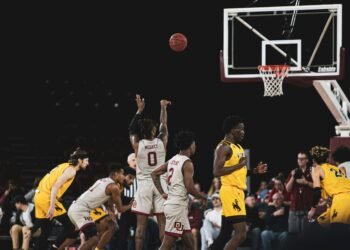 Pheonix Suns Eliminate Warriors to Clinch No. 8 Seed, Set Up Thunder Showdown