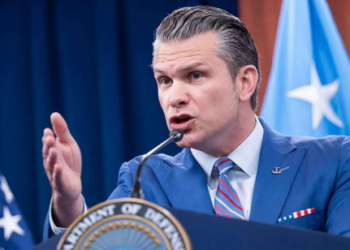 Hegseth Removes All Women from Navy Promotions, Female Officers Fear 'Career Cap'