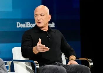 Bezos Wants to Eliminate Income Tax for 50% of Americans