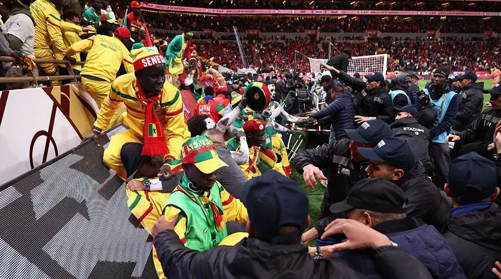 Senegalese Fans Return to Senegal After King of Morocco Gives AFCON Final Pardon
