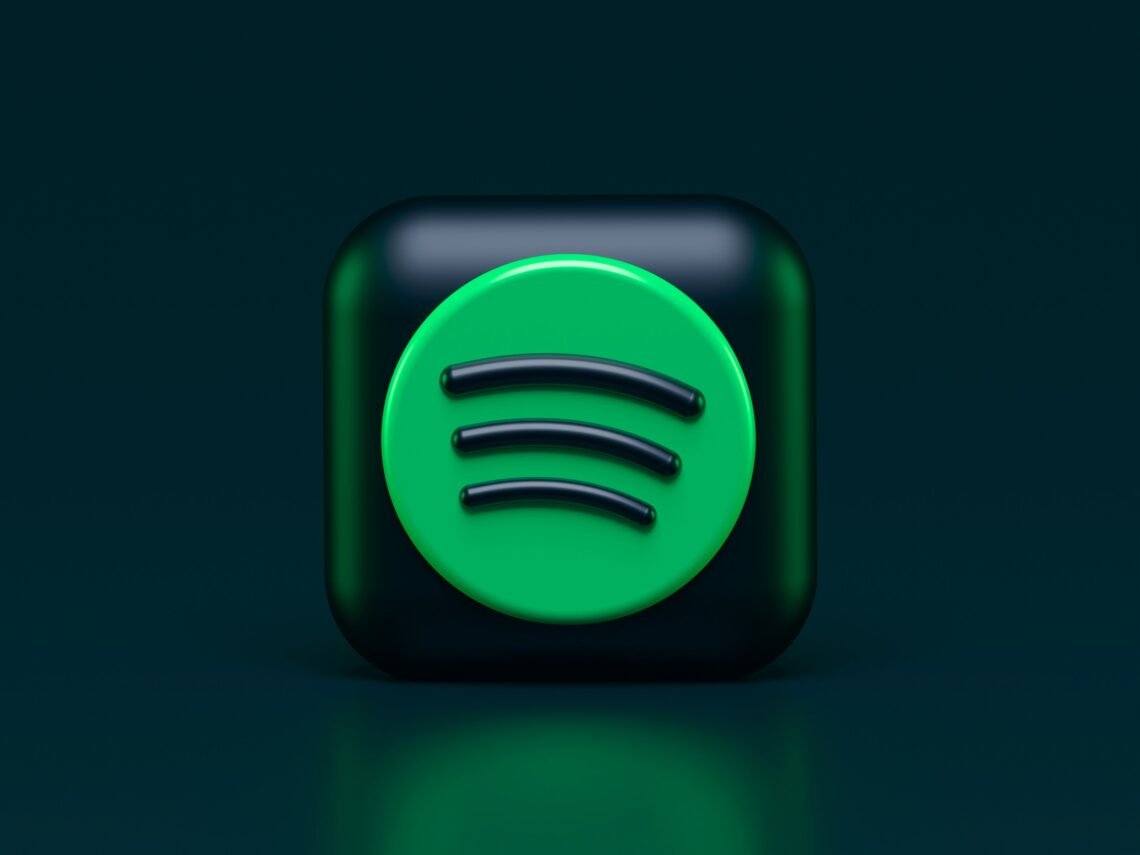 Spotify, Universal Music Partner On AI-Generated Song Covers, Remixes