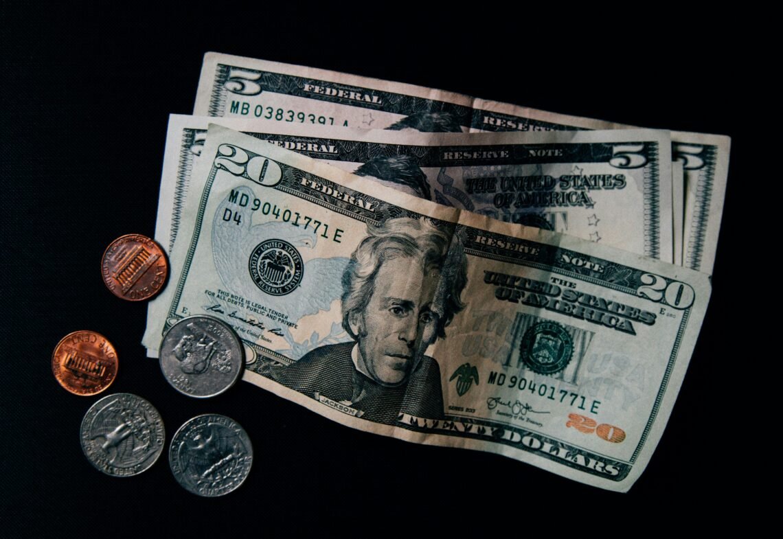America’s Wealth Gap Widens As Rich Households Pull Further Ahead