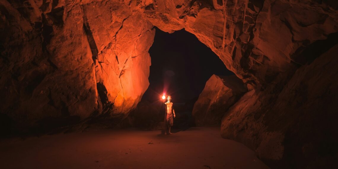 Laos Cave Rescue Intensifies as Divers Battle Flooded Tunnels to Reach 7 Trapped Villagers