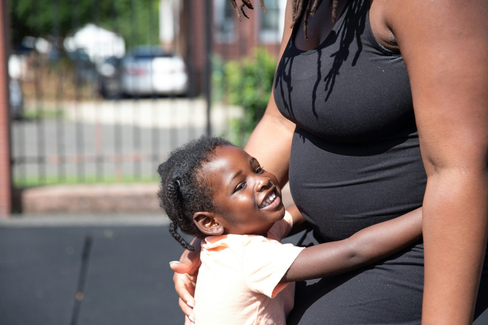 Welcome to America: Pregnant Mother and 4-Year-Old Son Jailed in Windowless Cell for 8 Days