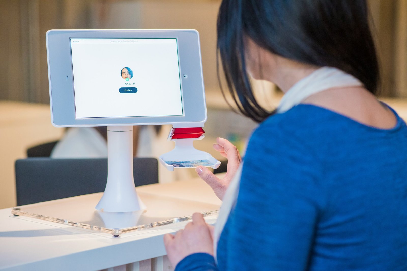 UK to Use AI Facial Recognition to Age-Check Asylum Seekers