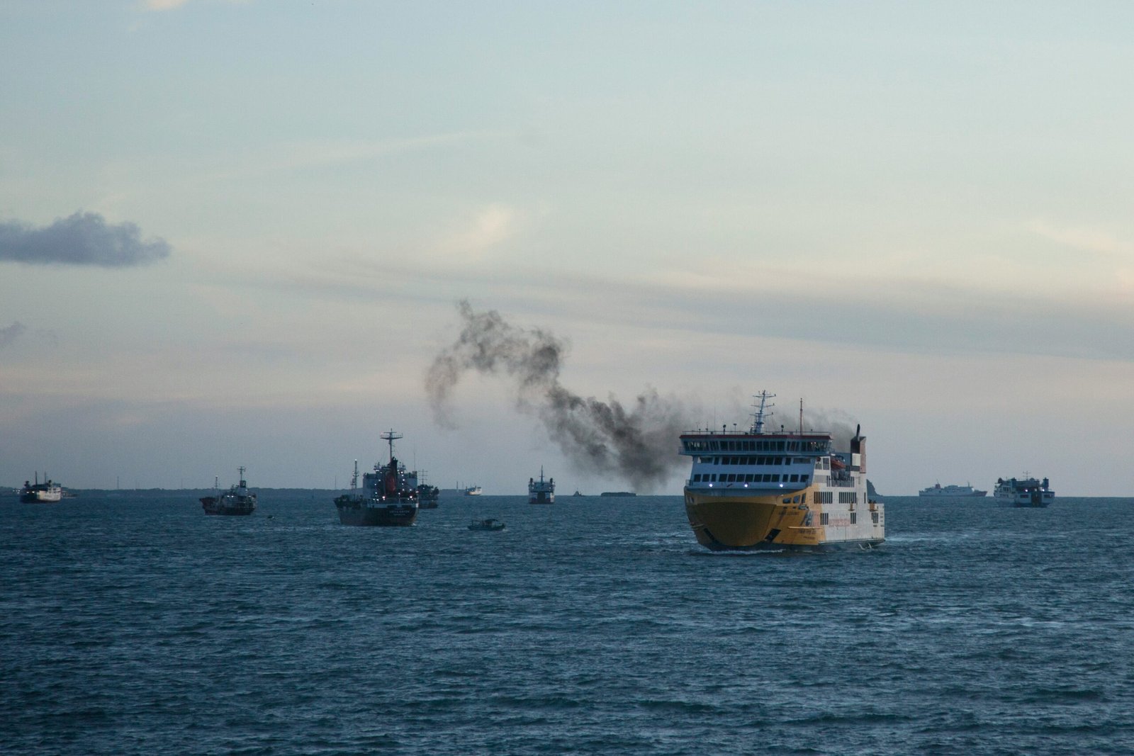 Moscow Blows Up Chinese Ship on Eve of Major Putin-Xi Summit