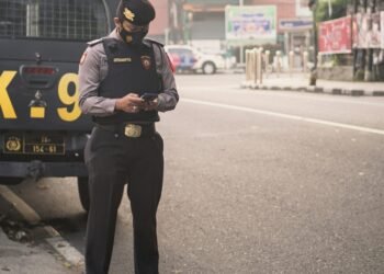 Indonesia Police Arrest 321 Foreign Nationals In Major Online Gambling Raid