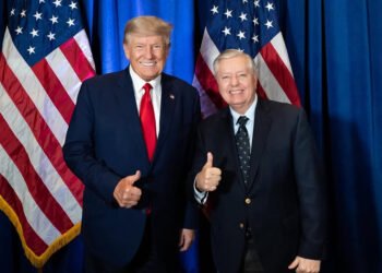 Lindsey Graham: US and Iran Have 'Different' Views of Deal to Reopen Strait of Hormuz