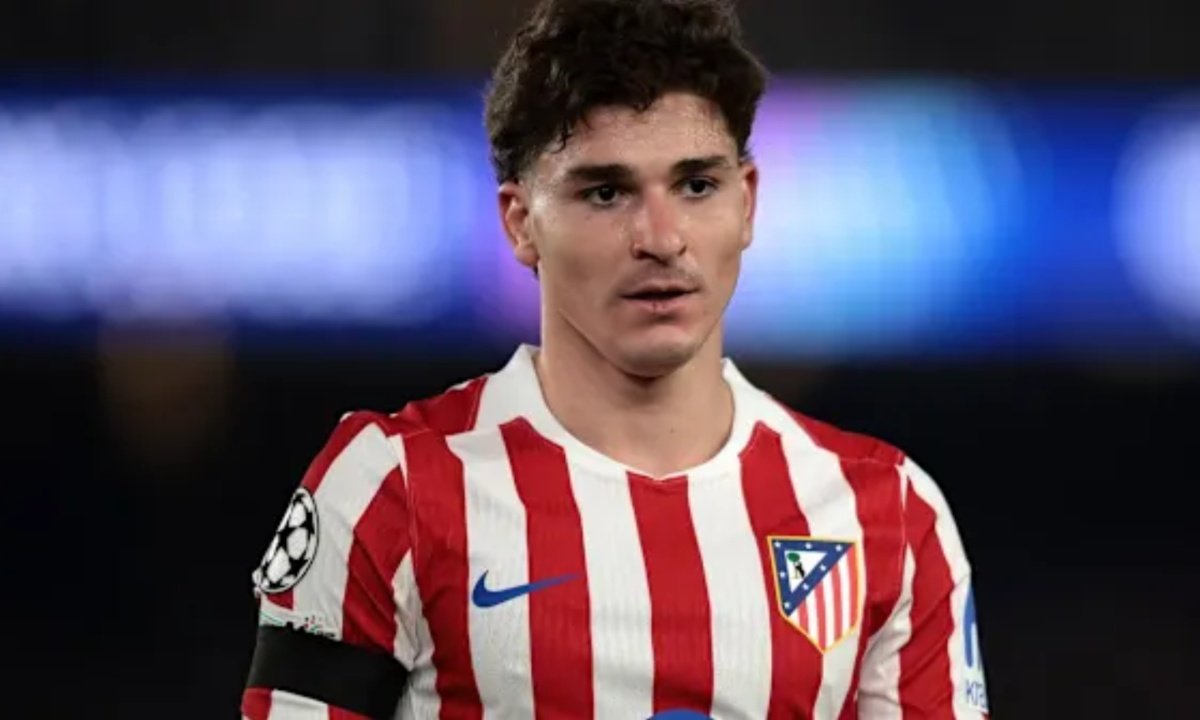 Julian Alvarez Snubs Arsenal and PSG As Barcelona Push For Summer Swoop