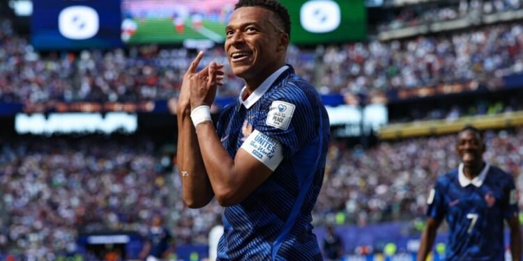 Mbappe and Haaland Fire France and Norway into World Cup Last 32