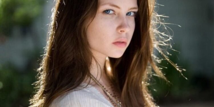Lilo & Stitch Voice Actress Daveigh Chase Dies Homeless at 35