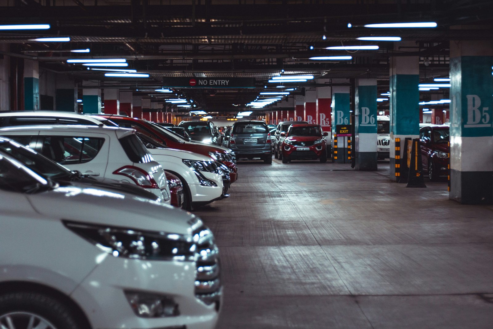 GM Replaces Over 1,000 Human Workers with 50 Robots at Michigan Plant