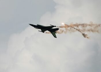 Iran Targets US Base in Kuwait After US Strikes Iranian Air Defenses