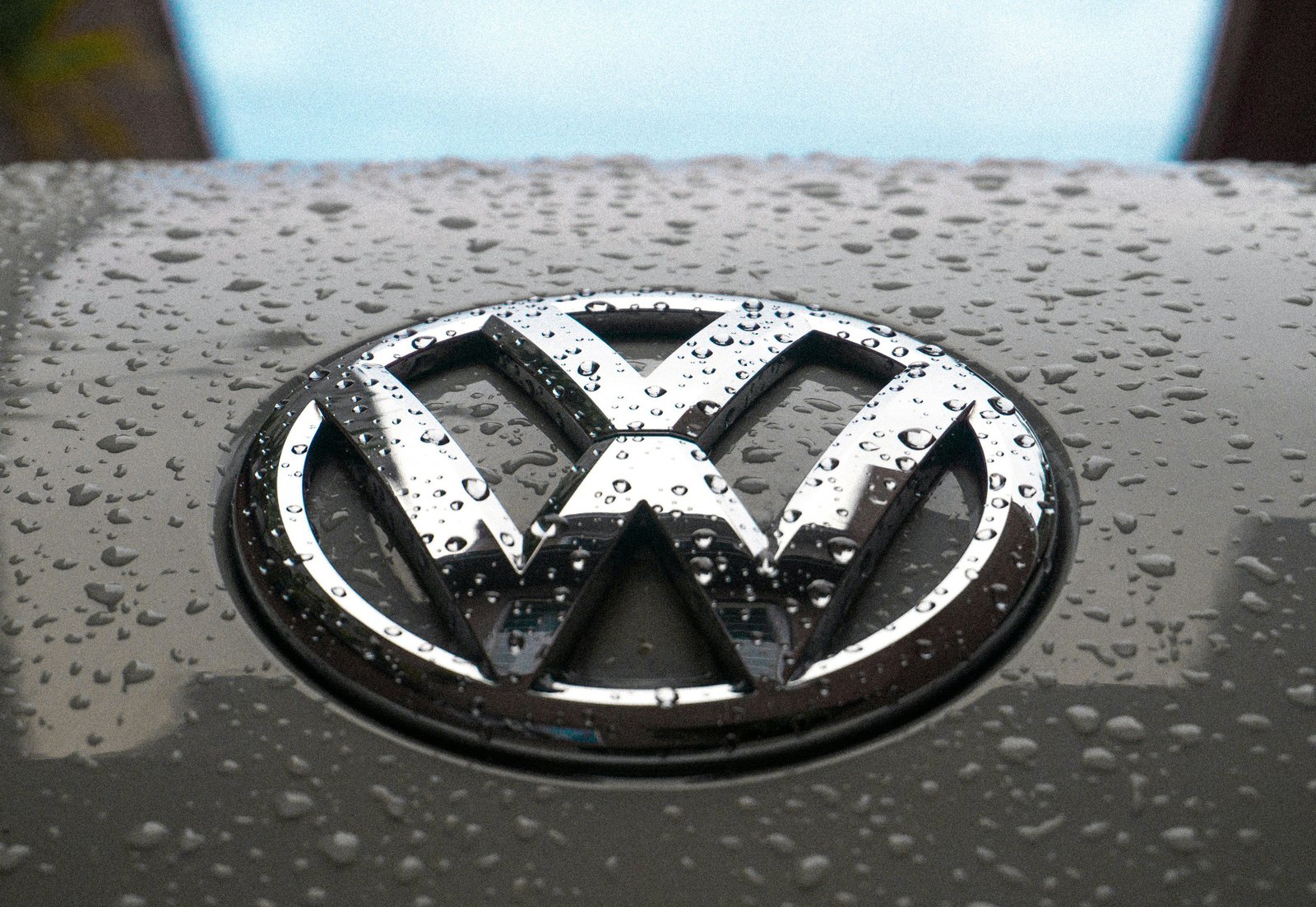 Volkswagen to Axe 100,000 Jobs