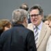 Chicago: Stephen Colbert, David Letterman Wear Tan Suits at Obama Library Opening in Nod to 2014 Controversy