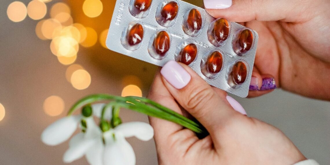 US Teen Benadryl Overdoses Jump 30% as Poison Control Centers Issue National Warning