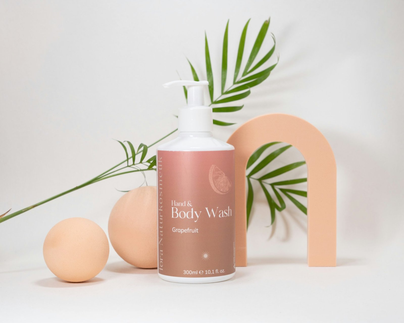 Bar Soap vs. Body Wash: Which One Is Actually Better for Your Skin?