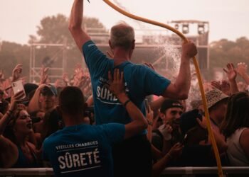 Severe Heatwave Prompts Alcohol Ban at Festival Events in France