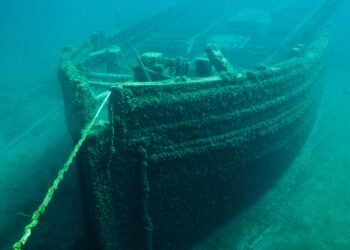 U.S Government Blocks Private Sale of Titanic Wreckage Items