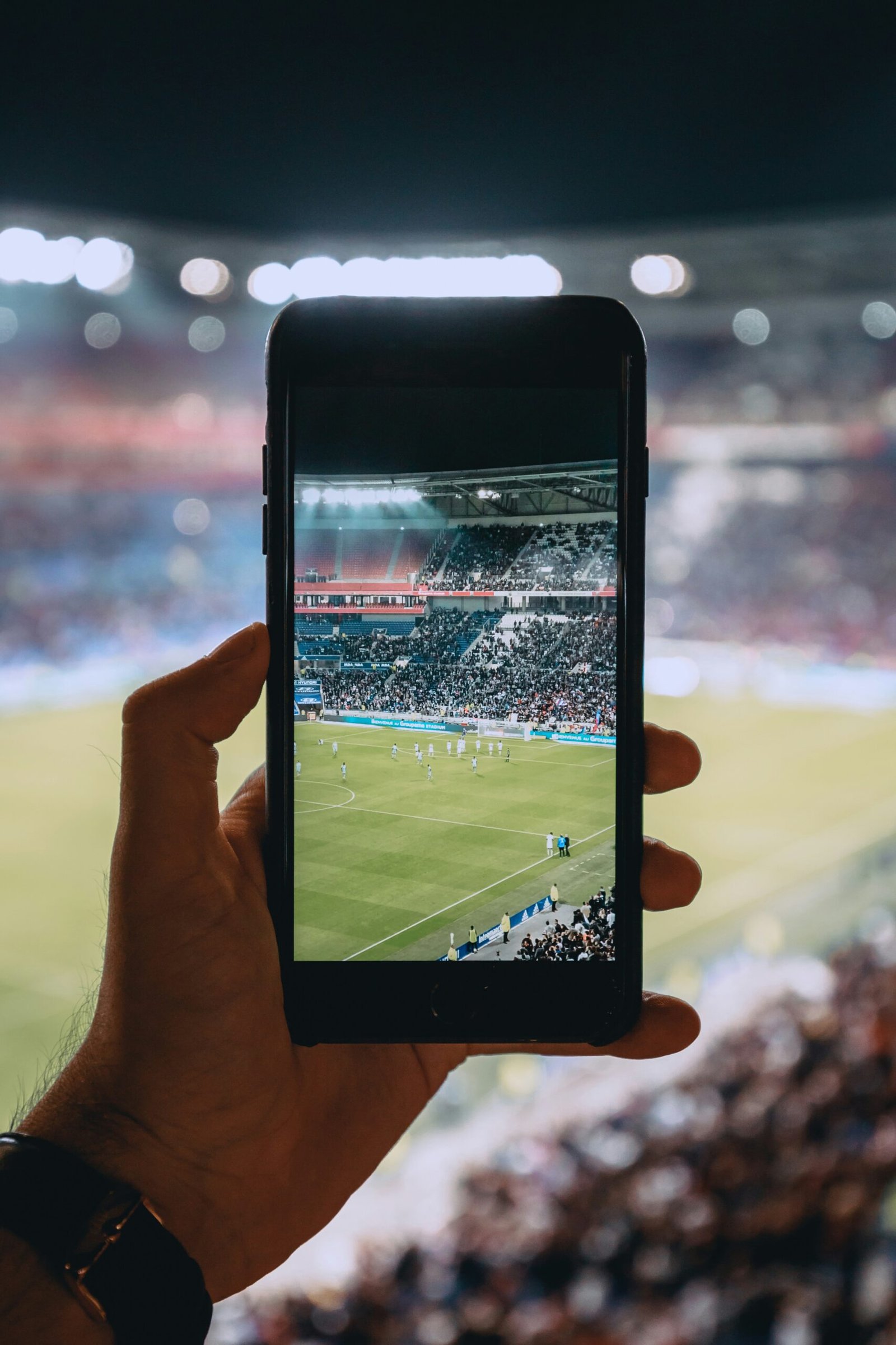 Chinese Fans Embrace Mobile Streaming as World Cup Viewing Habits Evolve